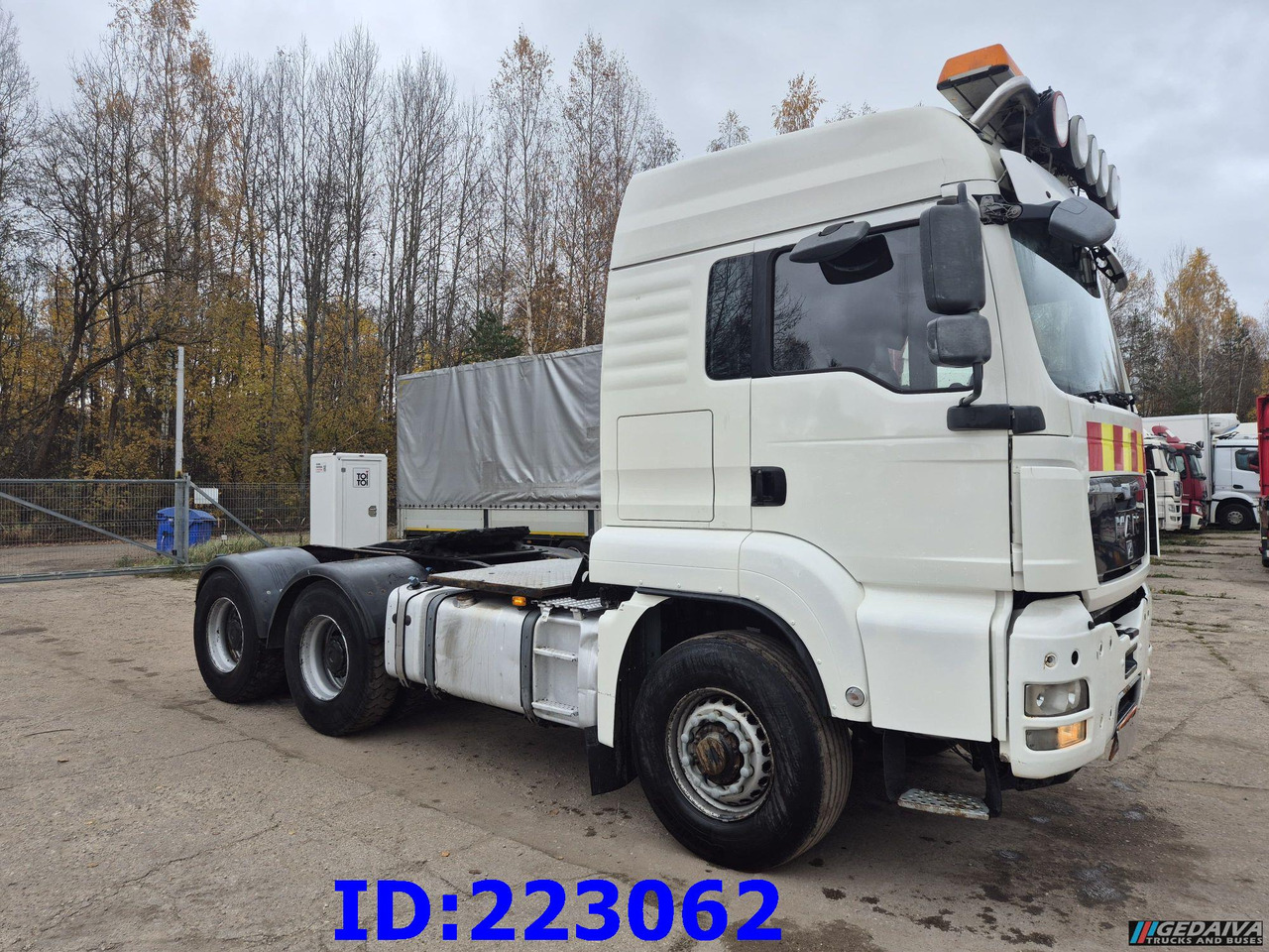 MAN TGS 26.540 - 6X6 - Euro5 - manual - Nyergesvontató: 4 kép. MAN TGS 26.540 - 6X6 - Euro5 - manual - Nyergesvontató: 4 kép.