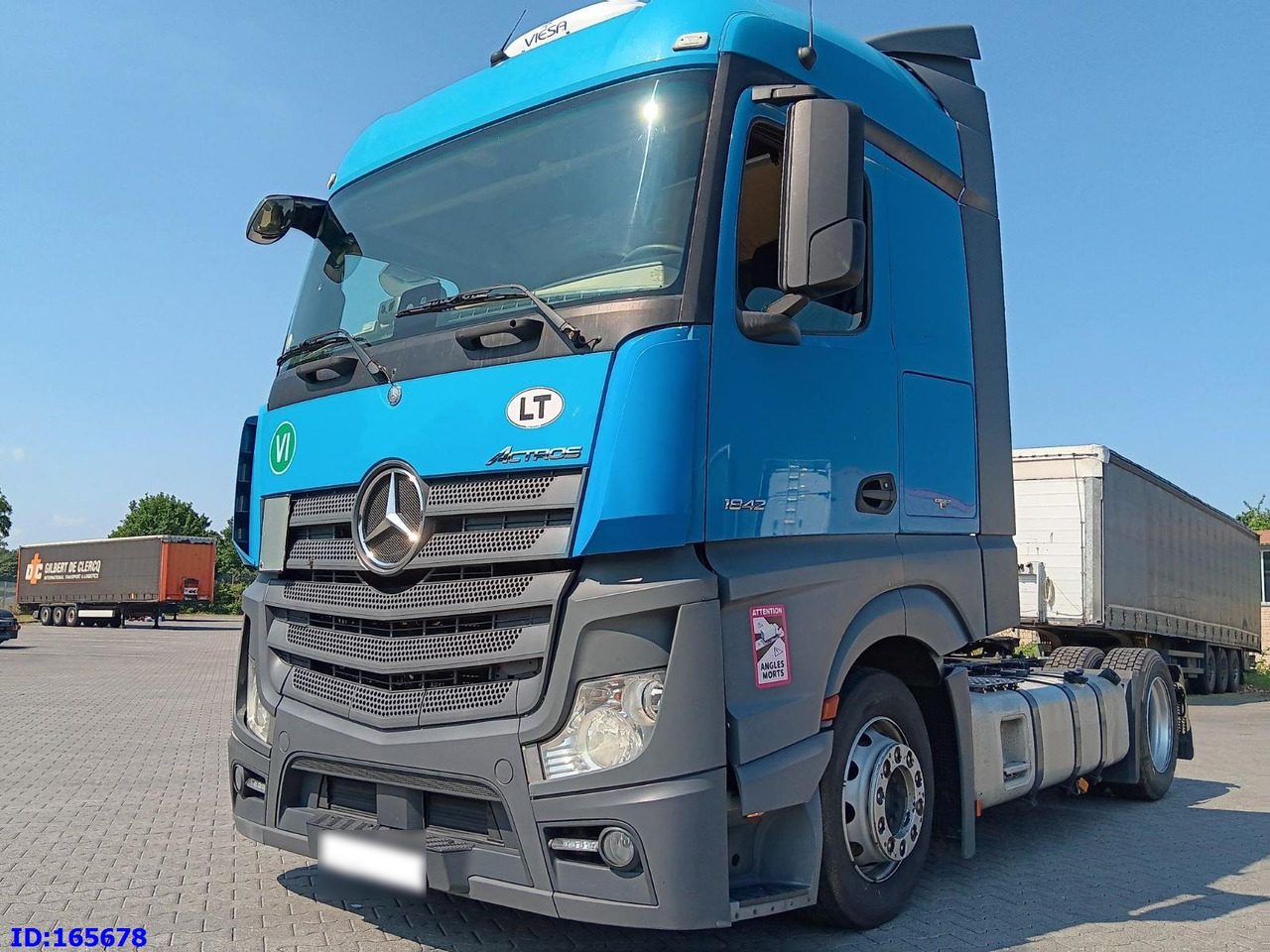 MERCEDES-BENZ Actros 1842 Euro6 - Nyergesvontató: 1 kép. MERCEDES-BENZ Actros 1842 Euro6 - Nyergesvontató: 1 kép.
