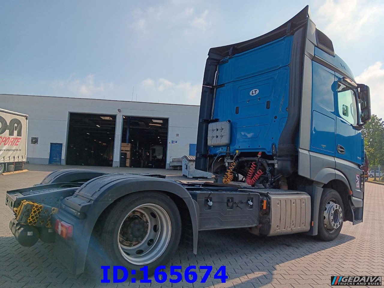 MERCEDES-BENZ Actros 1842 - Mega - Euro6 - Nyergesvontató: 5 kép. MERCEDES-BENZ Actros 1842 - Mega - Euro6 - Nyergesvontató: 5 kép.