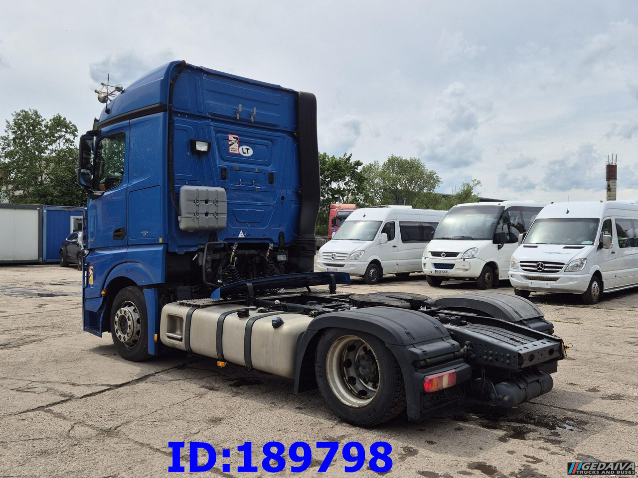 MERCEDES-BENZ Actros 1845 - Euro6 - Nyergesvontató: 4 kép. MERCEDES-BENZ Actros 1845 - Euro6 - Nyergesvontató: 4 kép.