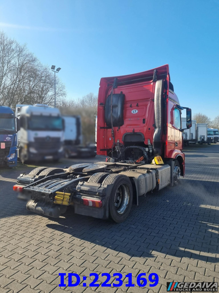MERCEDES-BENZ Actros 1845 Euro6 - Nyergesvontató: 3 kép. MERCEDES-BENZ Actros 1845 Euro6 - Nyergesvontató: 3 kép.