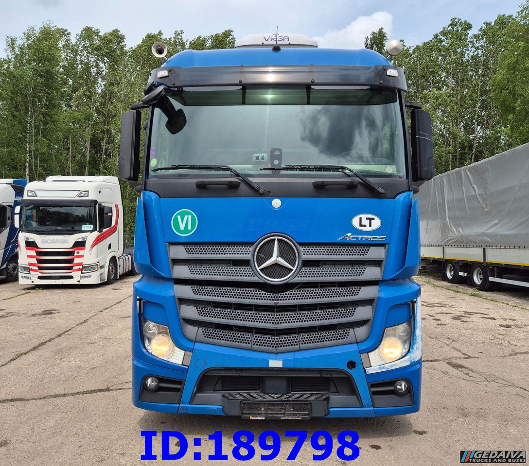 MERCEDES-BENZ Actros 1845 - Euro6 - Nyergesvontató: 2 kép. MERCEDES-BENZ Actros 1845 - Euro6 - Nyergesvontató: 2 kép.