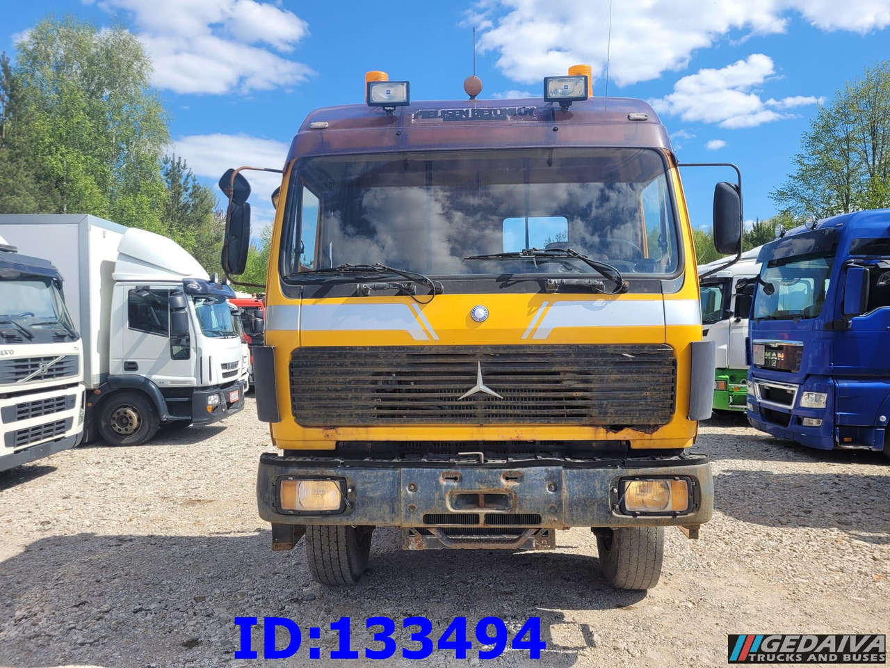 MERCEDES-BENZ SK 2544 6x2 - Manual - Full Steel - Nyergesvontató: 2 kép. MERCEDES-BENZ SK 2544 6x2 - Manual - Full Steel - Nyergesvontató: 2 kép.