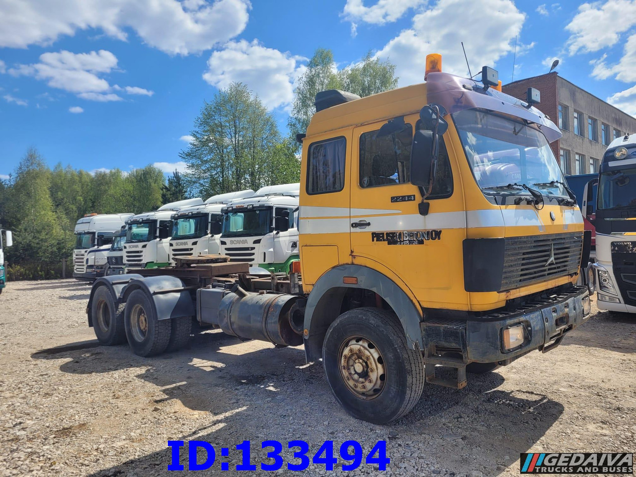 MERCEDES-BENZ SK 2544 6x2 - Manual - Full Steel - Nyergesvontató: 3 kép. MERCEDES-BENZ SK 2544 6x2 - Manual - Full Steel - Nyergesvontató: 3 kép.