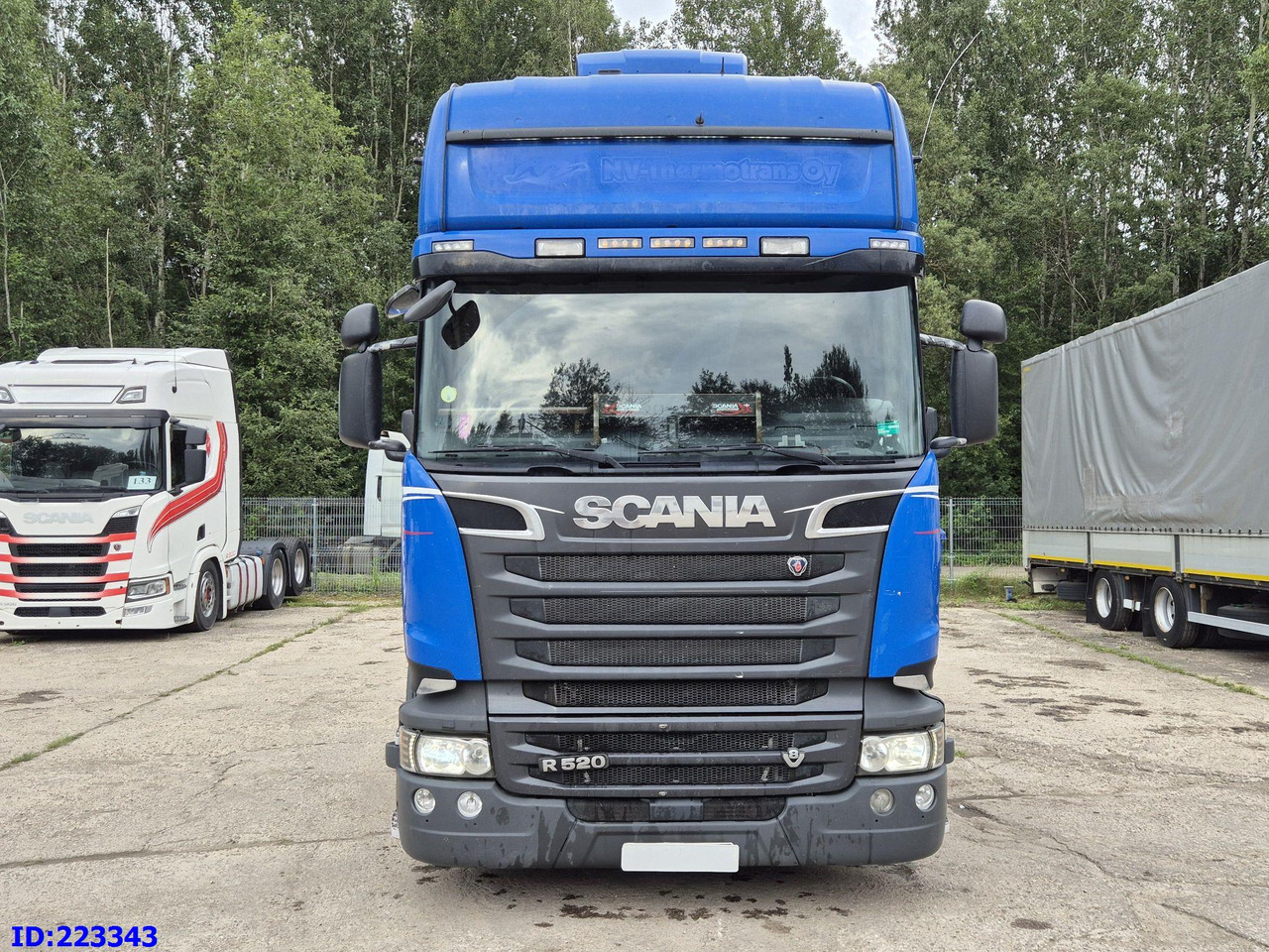 SCANIA R520 V8 Retarder - Nyergesvontató: 2 kép. SCANIA R520 V8 Retarder - Nyergesvontató: 2 kép.