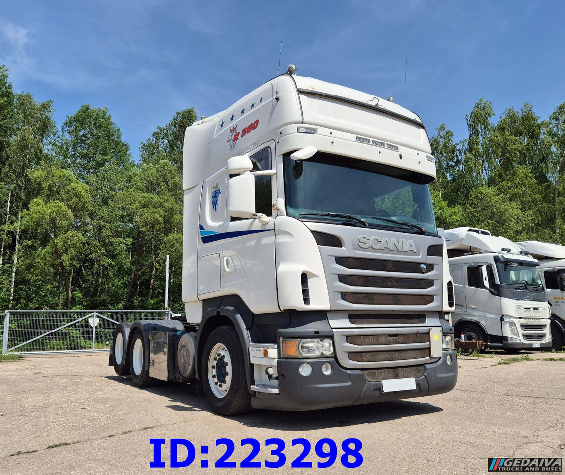SCANIA R560 V8 Retarder 6x2 - Nyergesvontató: 4 kép. SCANIA R560 V8 Retarder 6x2 - Nyergesvontató: 4 kép.