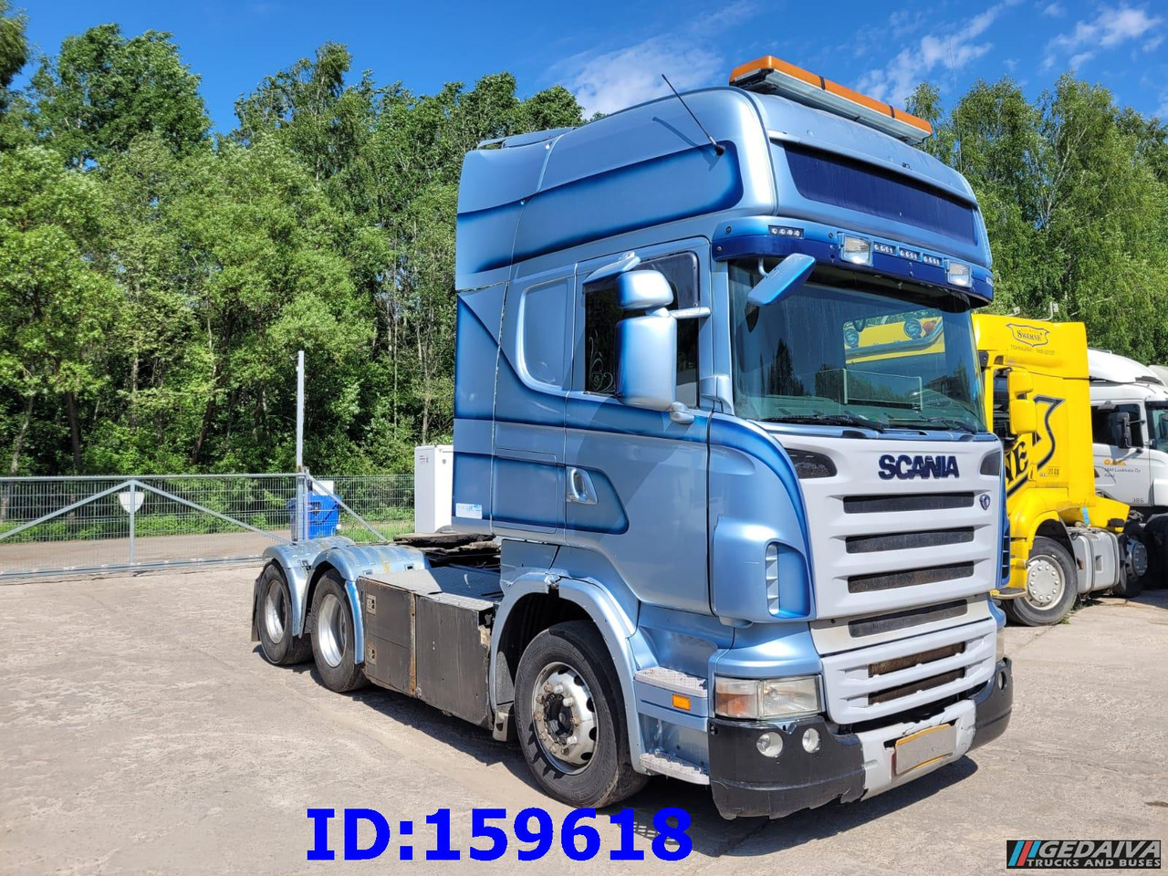 SCANIA R620 6x4 Retarder - Nyergesvontató: 4 kép. SCANIA R620 6x4 Retarder - Nyergesvontató: 4 kép.