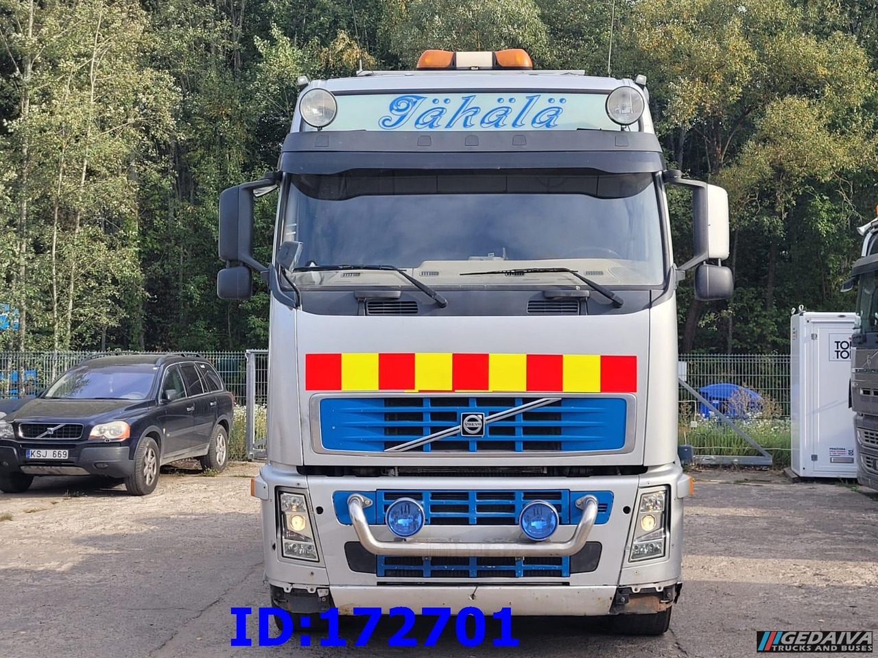 VOLVO FH12 460HP 6x4 Manual BigAxles - Nyergesvontató: 2 kép. VOLVO FH12 460HP 6x4 Manual BigAxles - Nyergesvontató: 2 kép.