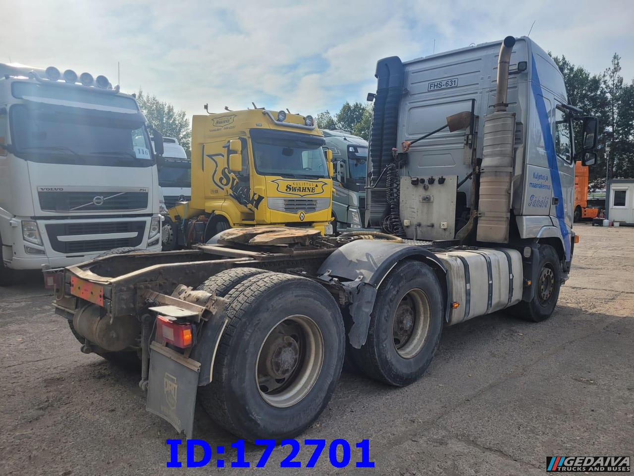 VOLVO FH12 460HP 6x4 Manual BigAxles - Nyergesvontató: 5 kép. VOLVO FH12 460HP 6x4 Manual BigAxles - Nyergesvontató: 5 kép.