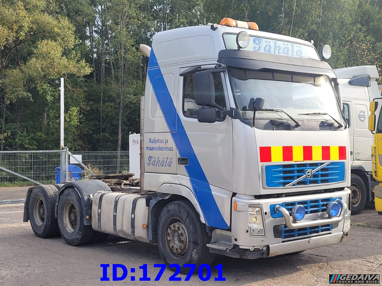 VOLVO FH12 460HP 6x4 Manual BigAxles - Nyergesvontató: 4 kép. VOLVO FH12 460HP 6x4 Manual BigAxles - Nyergesvontató: 4 kép.