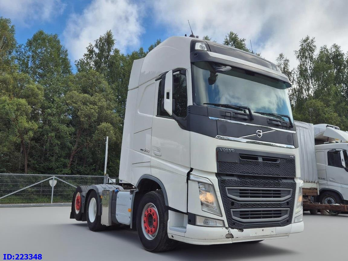 VOLVO FH13 500HP 6X2 Euro6 - Nyergesvontató: 4 kép. VOLVO FH13 500HP 6X2 Euro6 - Nyergesvontató: 4 kép.