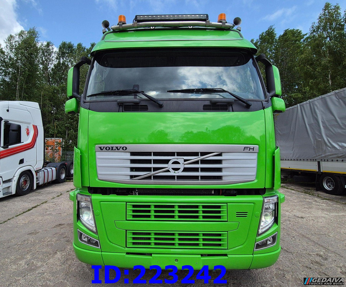 VOLVO FH13 6x2 - 538t km ONLY - Manual Hydraulics Euro5 - Nyergesvontató: 2 kép. VOLVO FH13 6x2 - 538t km ONLY - Manual Hydraulics Euro5 - Nyergesvontató: 2 kép.