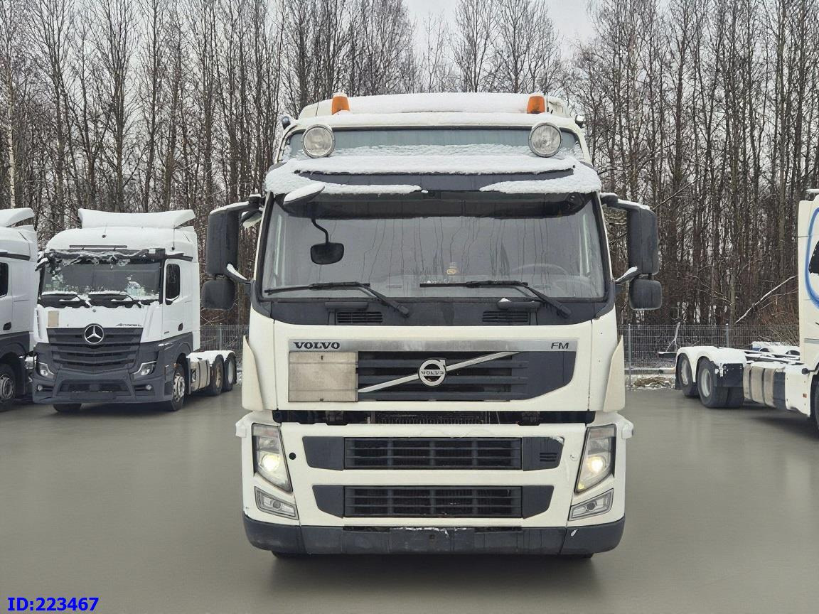 VOLVO FM11 410HP 6x2 Hydraulic Manual - Nyergesvontató: 2 kép. VOLVO FM11 410HP 6x2 Hydraulic Manual - Nyergesvontató: 2 kép.