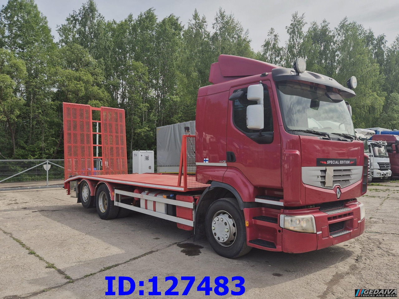 RENAULT Premium 460 6x2 (Steering axel) Euro5 - Platós teherautó: 4 kép. RENAULT Premium 460 6x2 (Steering axel) Euro5 - Platós teherautó: 4 kép.