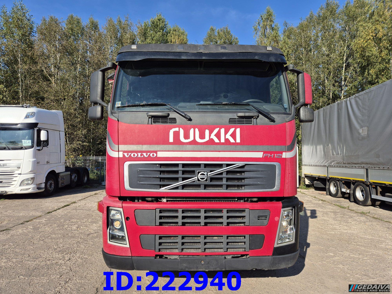 VOLVO FH12 420HP + Crane Palfinger PK9501 - Platós teherautó: 2 kép. VOLVO FH12 420HP + Crane Palfinger PK9501 - Platós teherautó: 2 kép.