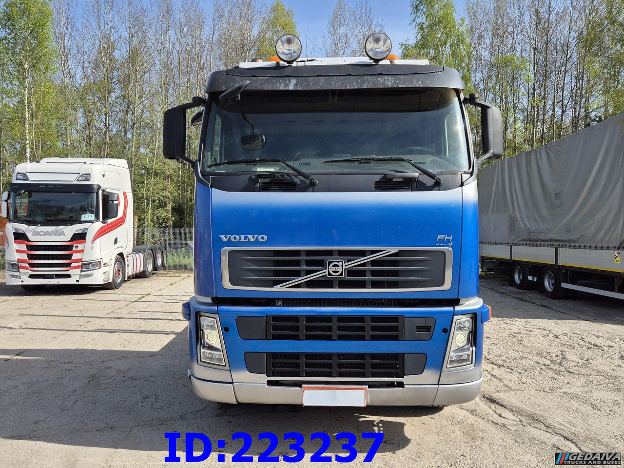 VOLVO FH13 480HP 6x4 - Rönkszállító teherautó: 2 kép. VOLVO FH13 480HP 6x4 - Rönkszállító teherautó: 2 kép.