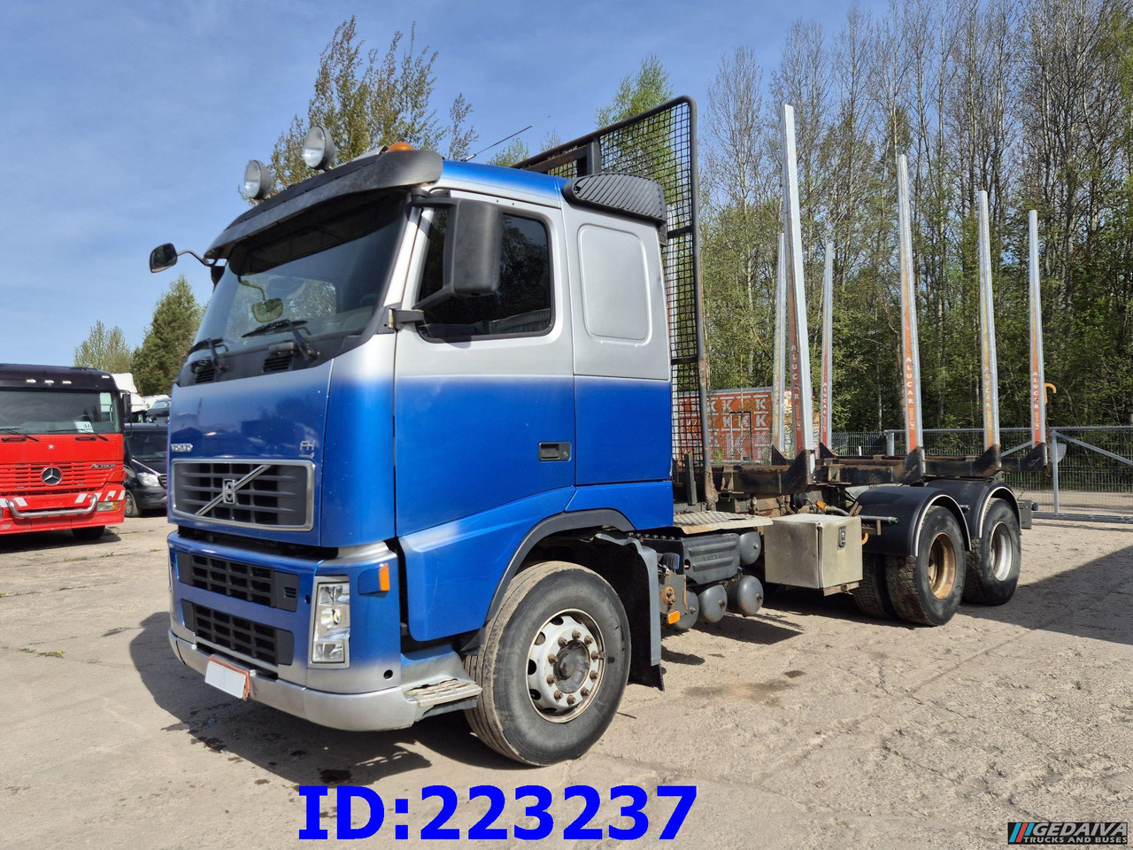 VOLVO FH13 480HP 6x4 - Rönkszállító teherautó: 1 kép. VOLVO FH13 480HP 6x4 - Rönkszállító teherautó: 1 kép.