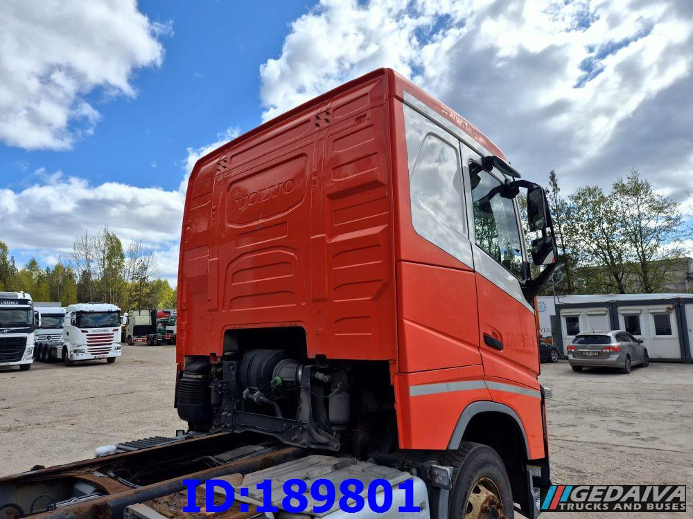 VOLVO FH13 500HP 6x2 Euro6 - Alvaz teherautó: 5 kép. VOLVO FH13 500HP 6x2 Euro6 - Alvaz teherautó: 5 kép.
