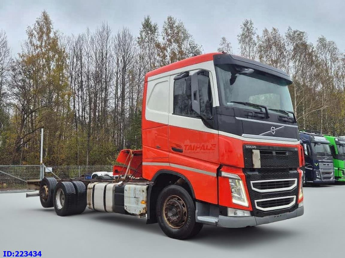 VOLVO FH13 500HP 6x2 - Alvaz teherautó: 4 kép. VOLVO FH13 500HP 6x2 - Alvaz teherautó: 4 kép.