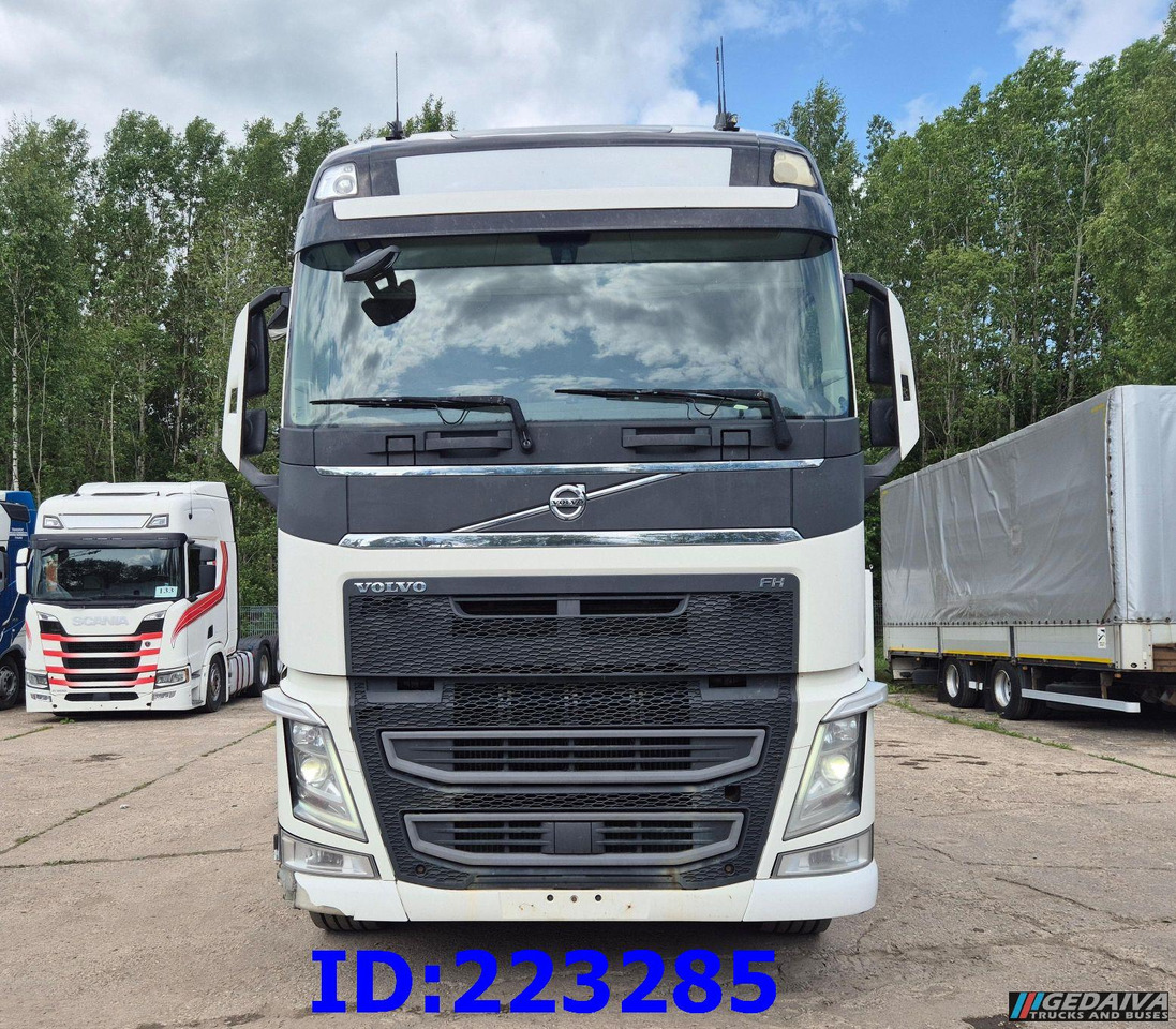 VOLVO FH13 540HP 6x2 (10 tyre) Euro6 - Alvaz teherautó: 2 kép. VOLVO FH13 540HP 6x2 (10 tyre) Euro6 - Alvaz teherautó: 2 kép.