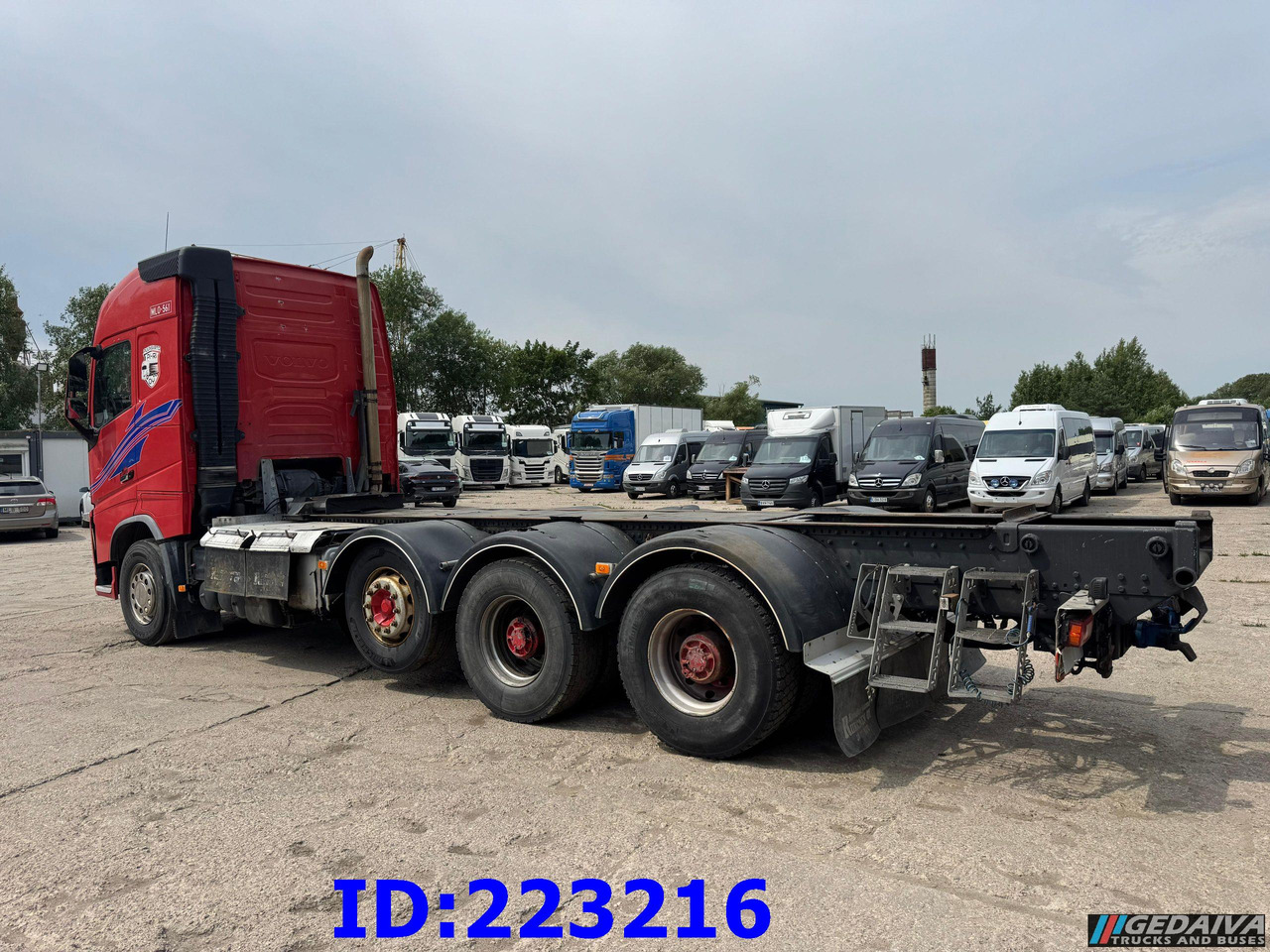 VOLVO FH16 700HP 8X4 Big axle - Alvaz teherautó: 5 kép. VOLVO FH16 700HP 8X4 Big axle - Alvaz teherautó: 5 kép.