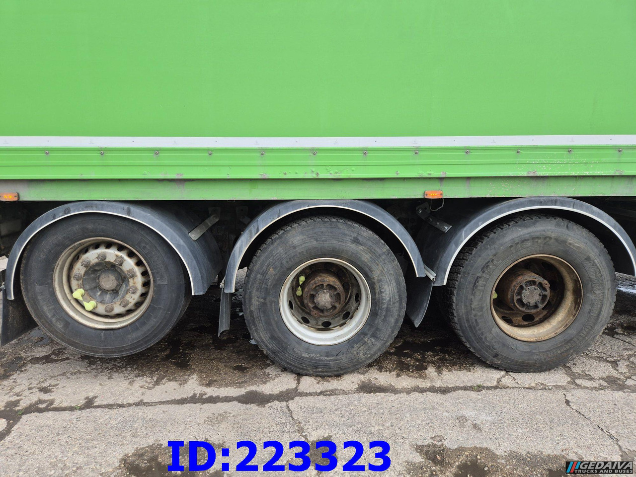 VOLVO FH16 750HP - 8x4 -Big Axles - Dobozos felépítményű teherautó: 5 kép. VOLVO FH16 750HP - 8x4 -Big Axles - Dobozos felépítményű teherautó: 5 kép.