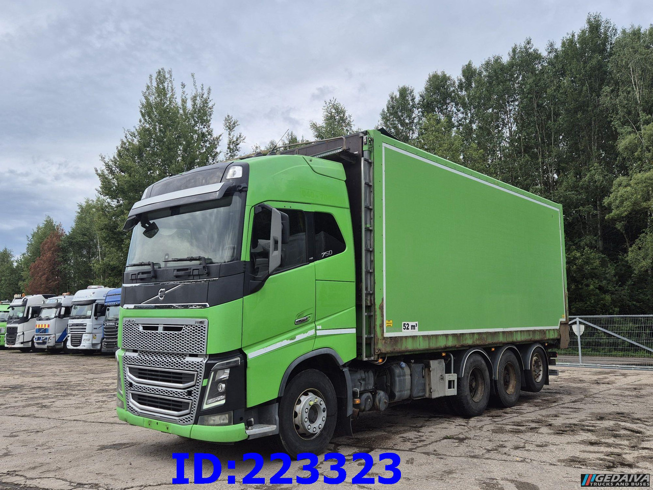 VOLVO FH16 750HP - 8x4 -Big Axles - Dobozos felépítményű teherautó: 1 kép. VOLVO FH16 750HP - 8x4 -Big Axles - Dobozos felépítményű teherautó: 1 kép.