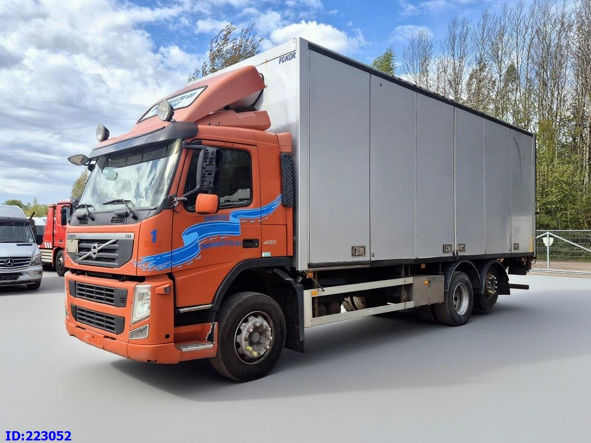 VOLVO FM11 450HP 6x2 Euro5 - Dobozos felépítményű teherautó: 1 kép. VOLVO FM11 450HP 6x2 Euro5 - Dobozos felépítményű teherautó: 1 kép.