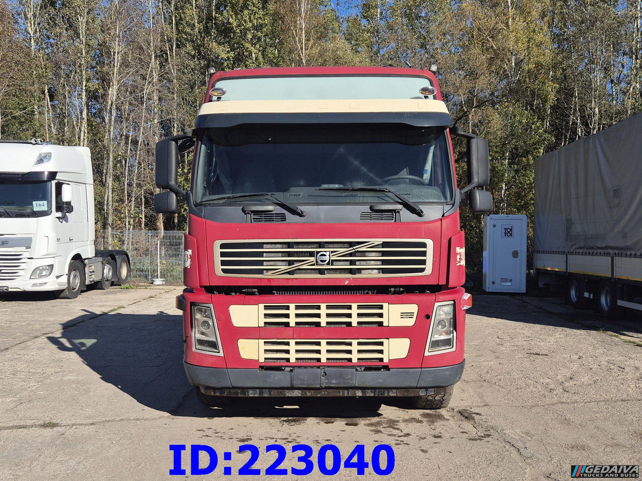 VOLVO FM12 420HP 8x2 - Teherautó - kábelrendszer: 2 kép. VOLVO FM12 420HP 8x2 - Teherautó - kábelrendszer: 2 kép.