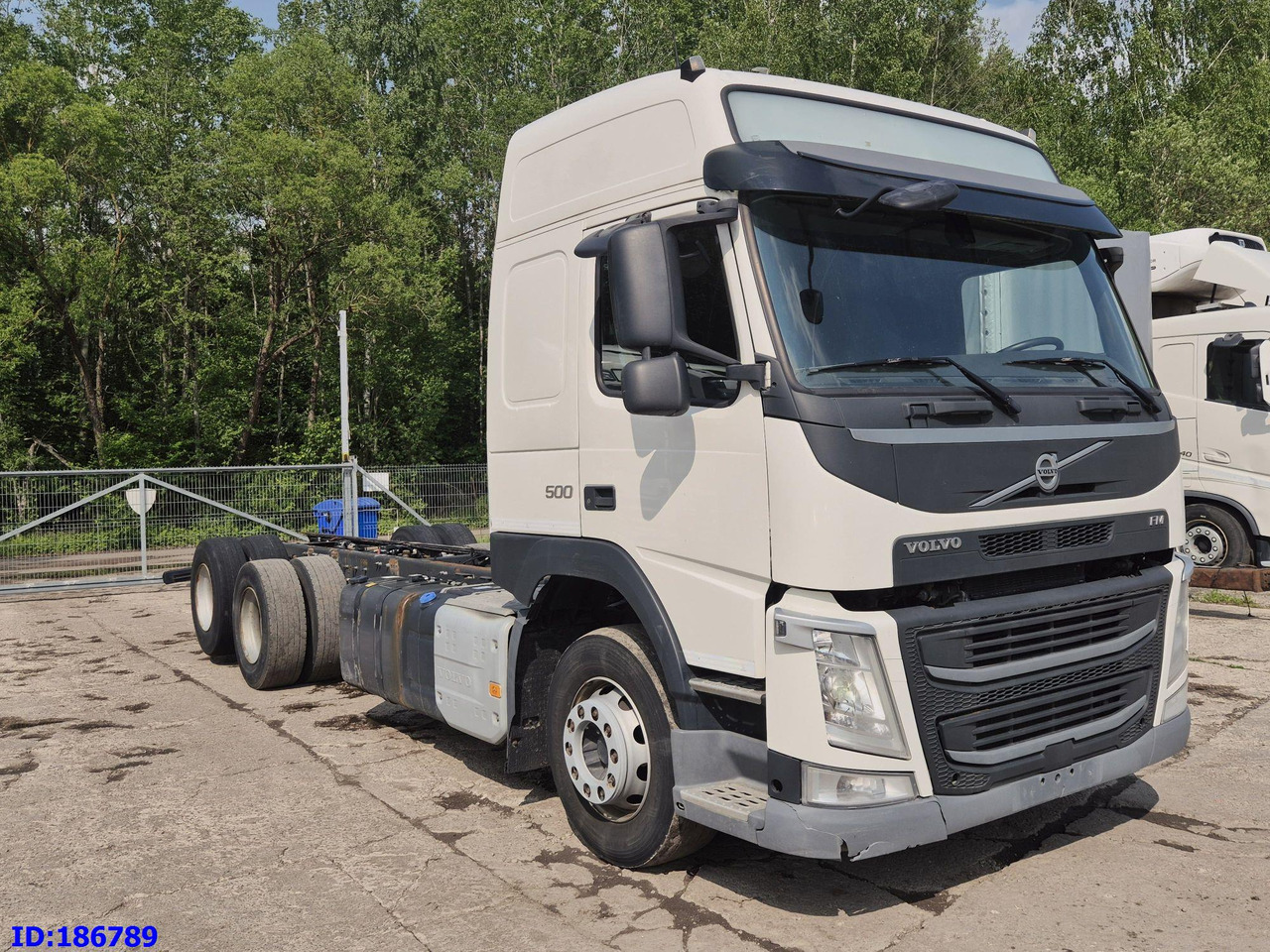 VOLVO FM13 500HP 6x2 - Alvaz teherautó: 4 kép. VOLVO FM13 500HP 6x2 - Alvaz teherautó: 4 kép.