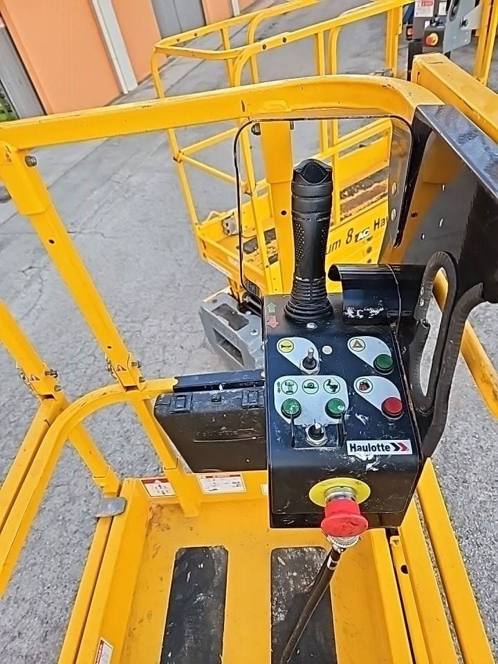 Ollós emelő Haulotte Compact 10 N: 14 kép.