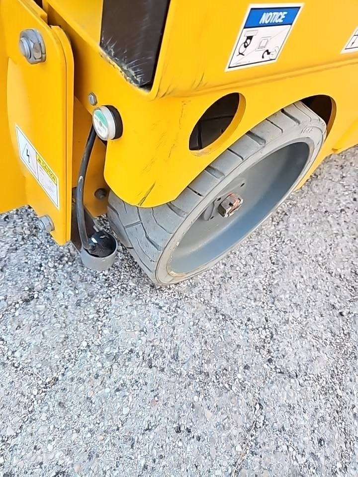 Ollós emelő Haulotte Compact 10 N: 13 kép.
