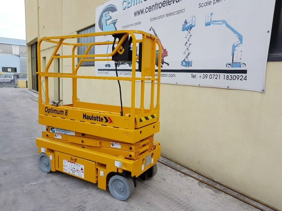 Haulotte Optimum 8 - Ollós emelő: 1 kép. Haulotte Optimum 8 - Ollós emelő: 1 kép.