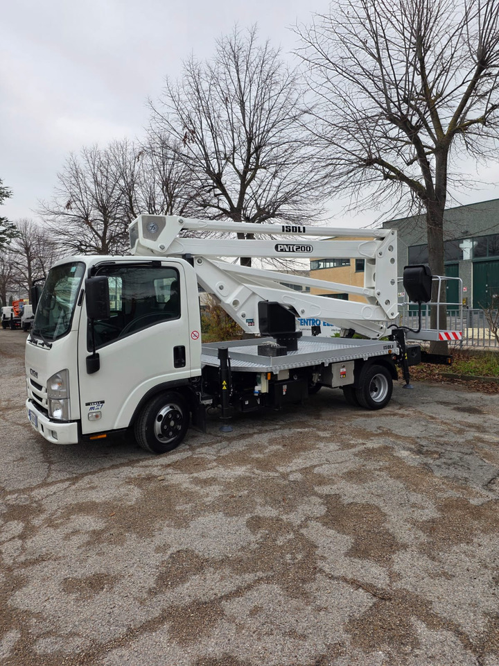 Isoli P 200H - Emelőkosaras teherautó: 3 kép. Isoli P 200H - Emelőkosaras teherautó: 3 kép.