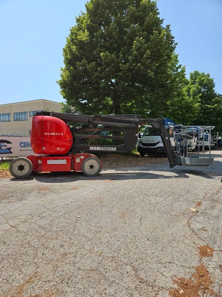 Manitou 150 AET JC - Személyemelő: 2 kép. Manitou 150 AET JC - Személyemelő: 2 kép.
