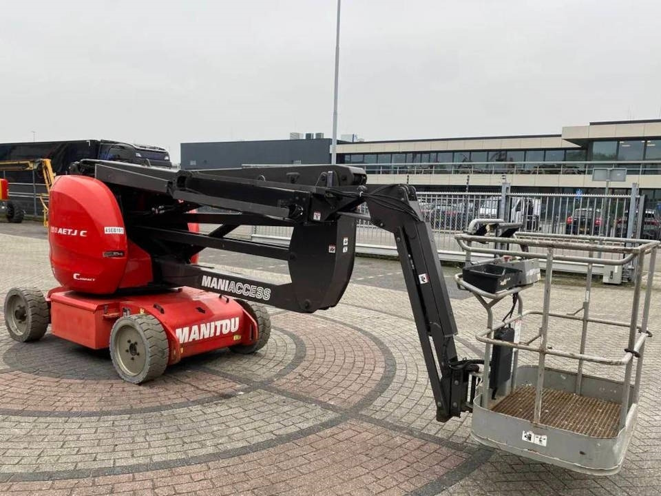 Manitou 150 AET JC - Személyemelő: 1 kép. Manitou 150 AET JC - Személyemelő: 1 kép.