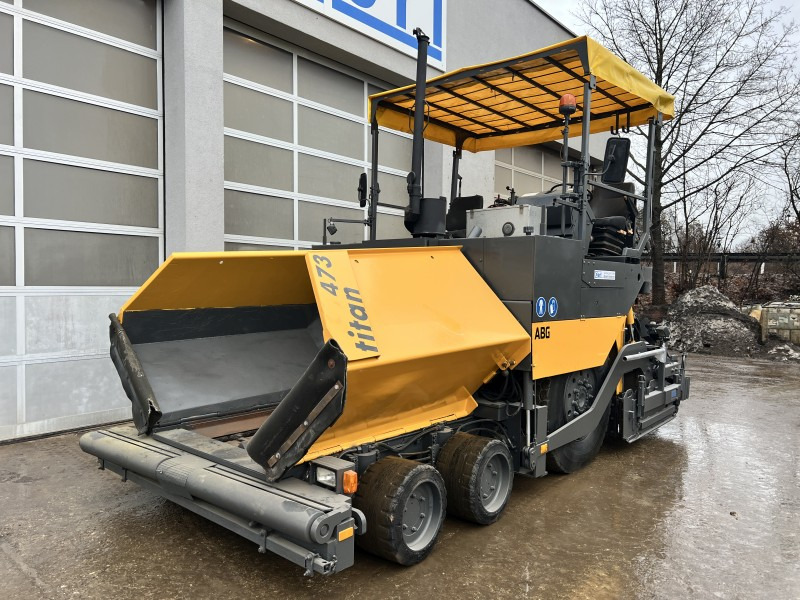 ABG-Volvo Titan 473 (108890) - Útburkológép: 2 kép. ABG-Volvo Titan 473 (108890) - Útburkológép: 2 kép.