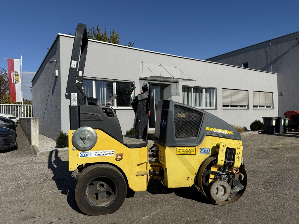 Bomag BW 120 AC-5 (111743) - Kombihenger: 5 kép. Bomag BW 120 AC-5 (111743) - Kombihenger: 5 kép.