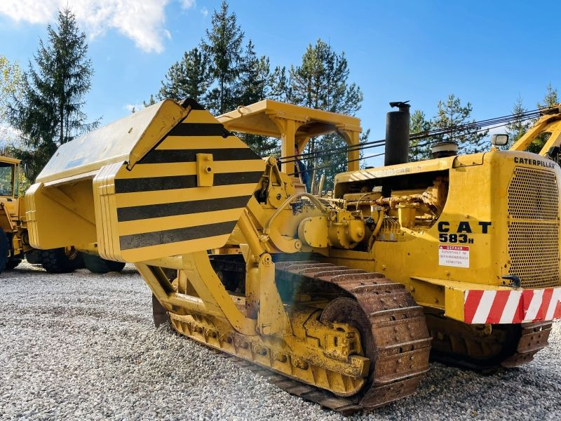 Caterpillar 583H (3358) - Csőfektető: 2 kép. Caterpillar 583H (3358) - Csőfektető: 2 kép.