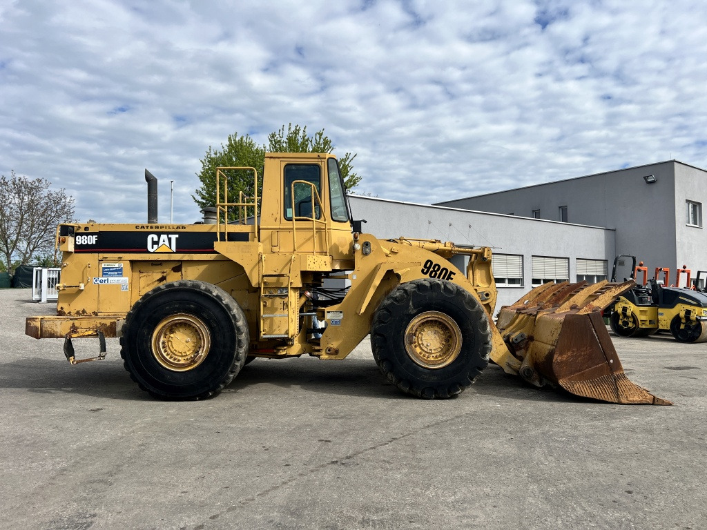 Caterpillar 980 F (111447) - Gumikerekes homlokrakodó: 5 kép. Caterpillar 980 F (111447) - Gumikerekes homlokrakodó: 5 kép.