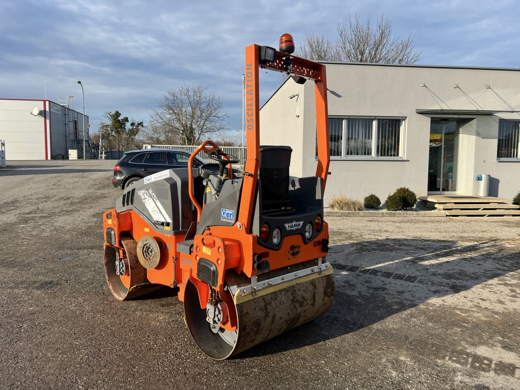 Hamm HD 12-VO (111368) - Úthenger: 3 kép. Hamm HD 12-VO (111368) - Úthenger: 3 kép.