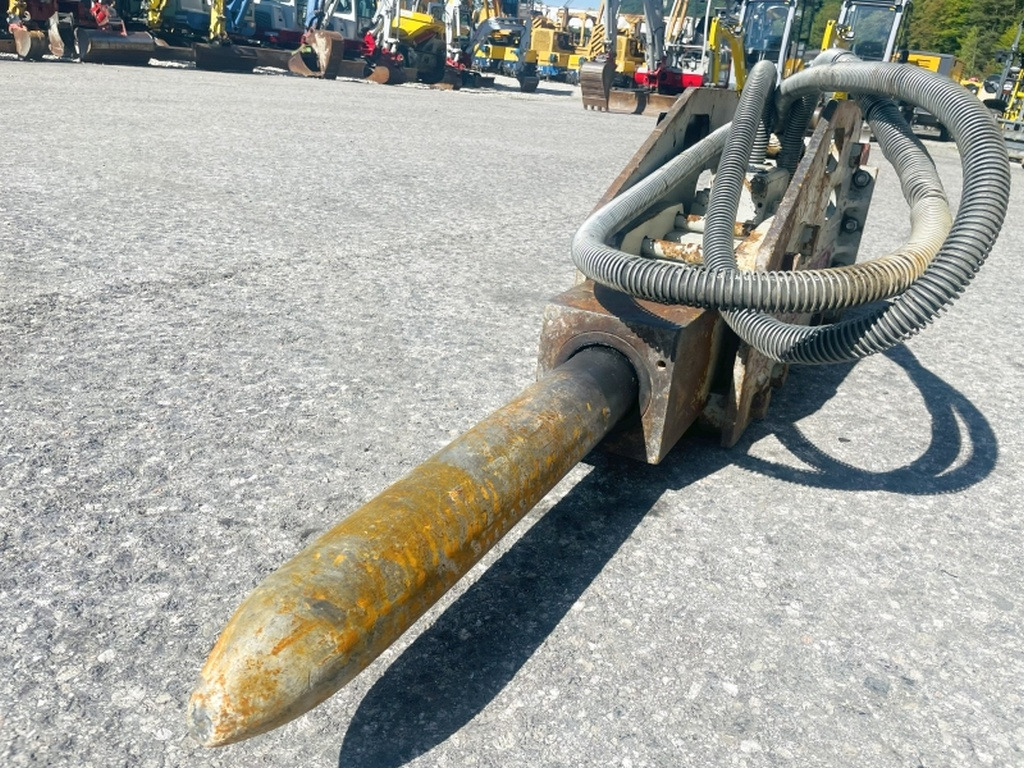 Huppi 402 (4063) - Hidraulikus törőfej: 4 kép. Huppi 402 (4063) - Hidraulikus törőfej: 4 kép.