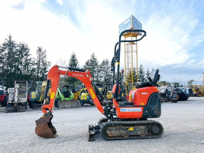 Kubota K008-3 (3727) - Minikotró: 1 kép. Kubota K008-3 (3727) - Minikotró: 1 kép.