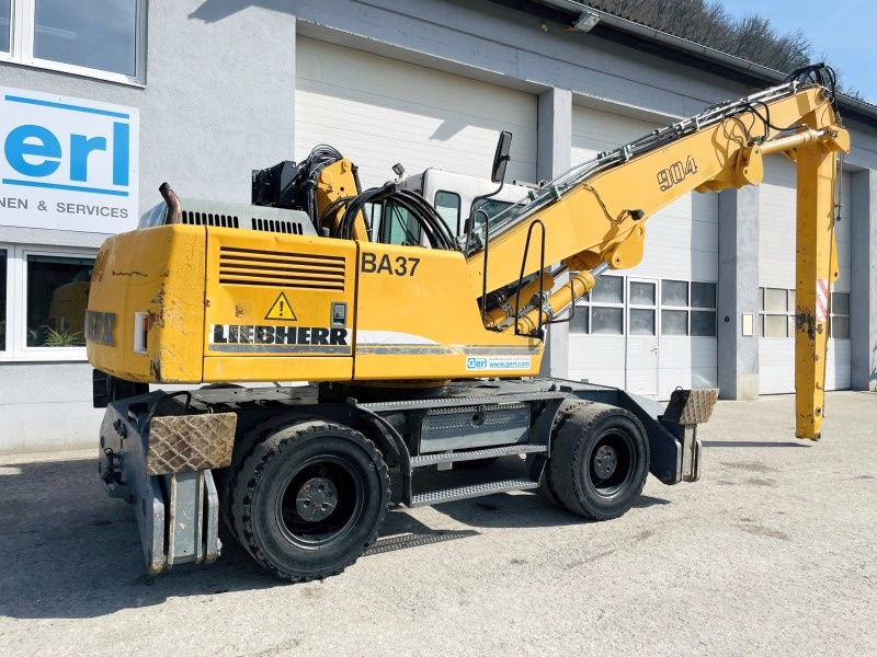 Hulladék kotró Liebherr A904 (3758): 9 kép.