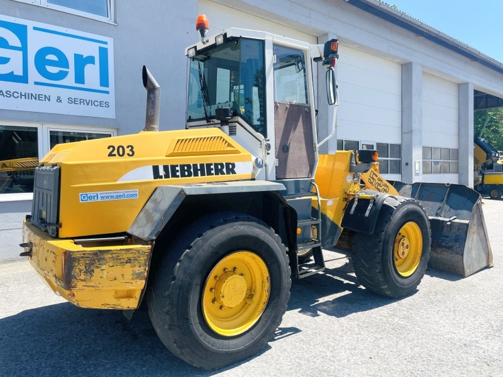 Liebherr L522 (4023) - Gumikerekes homlokrakodó: 5 kép. Liebherr L522 (4023) - Gumikerekes homlokrakodó: 5 kép.