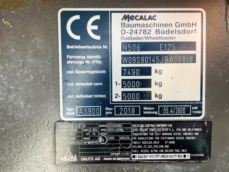 Mecalac AS900 (3791) - Gumikerekes homlokrakodó: 4 kép. Mecalac AS900 (3791) - Gumikerekes homlokrakodó: 4 kép.