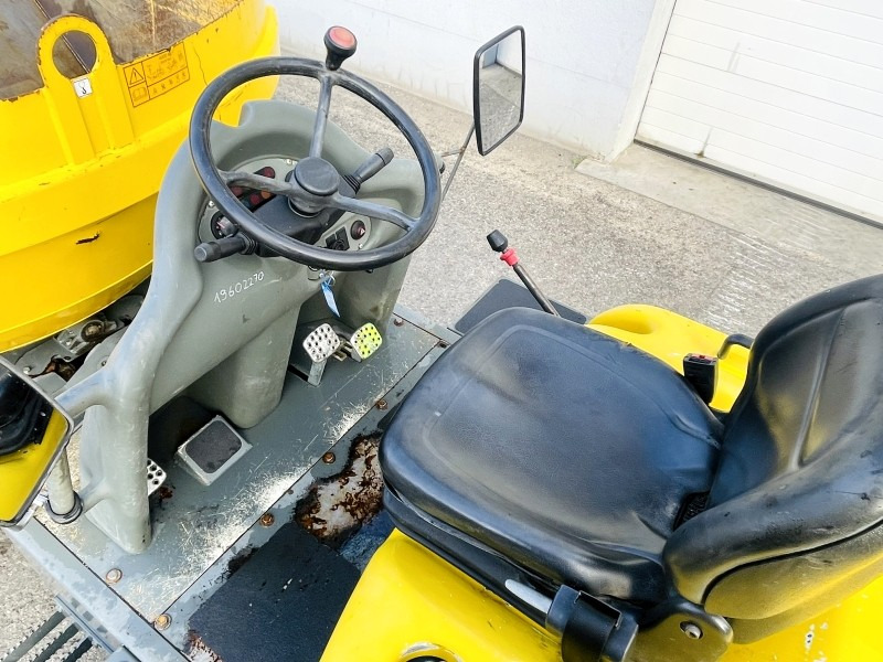 Neuson 4001 (3896) - Minidömper: 5 kép. Neuson 4001 (3896) - Minidömper: 5 kép.