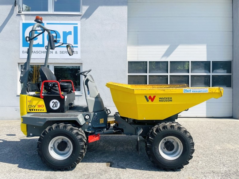 Neuson DW30 (3843) - Minidömper: 2 kép. Neuson DW30 (3843) - Minidömper: 2 kép.