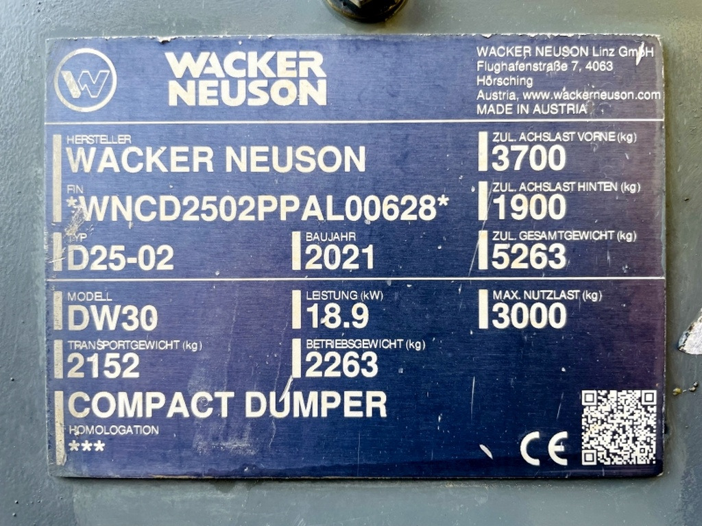 Neuson DW30 (3940) - Minidömper: 3 kép. Neuson DW30 (3940) - Minidömper: 3 kép.