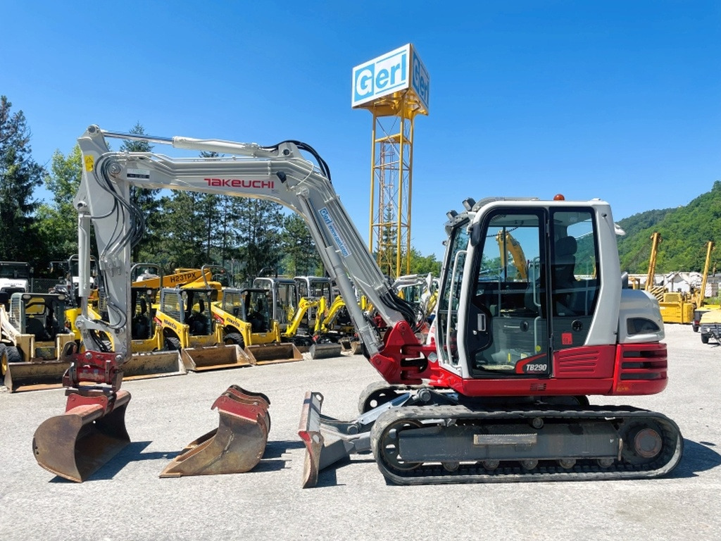 Takeuchi TB290 (4024) - Minikotró: 1 kép. Takeuchi TB290 (4024) - Minikotró: 1 kép.